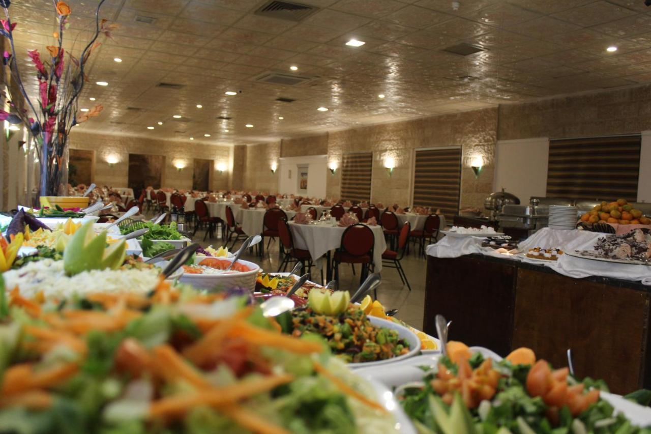 Edom Hotel Vádi Músza Kültér fotó